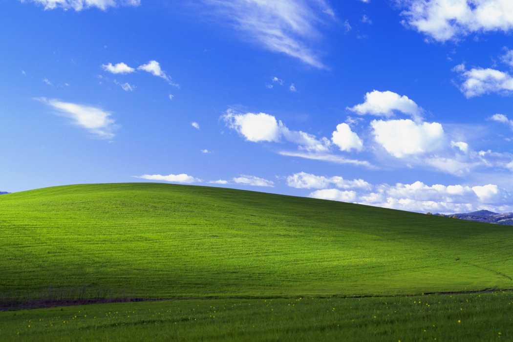 Windows XP Wallpaper).